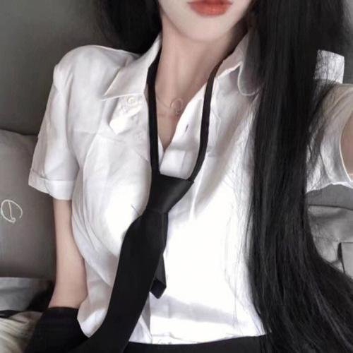 不羁的美女